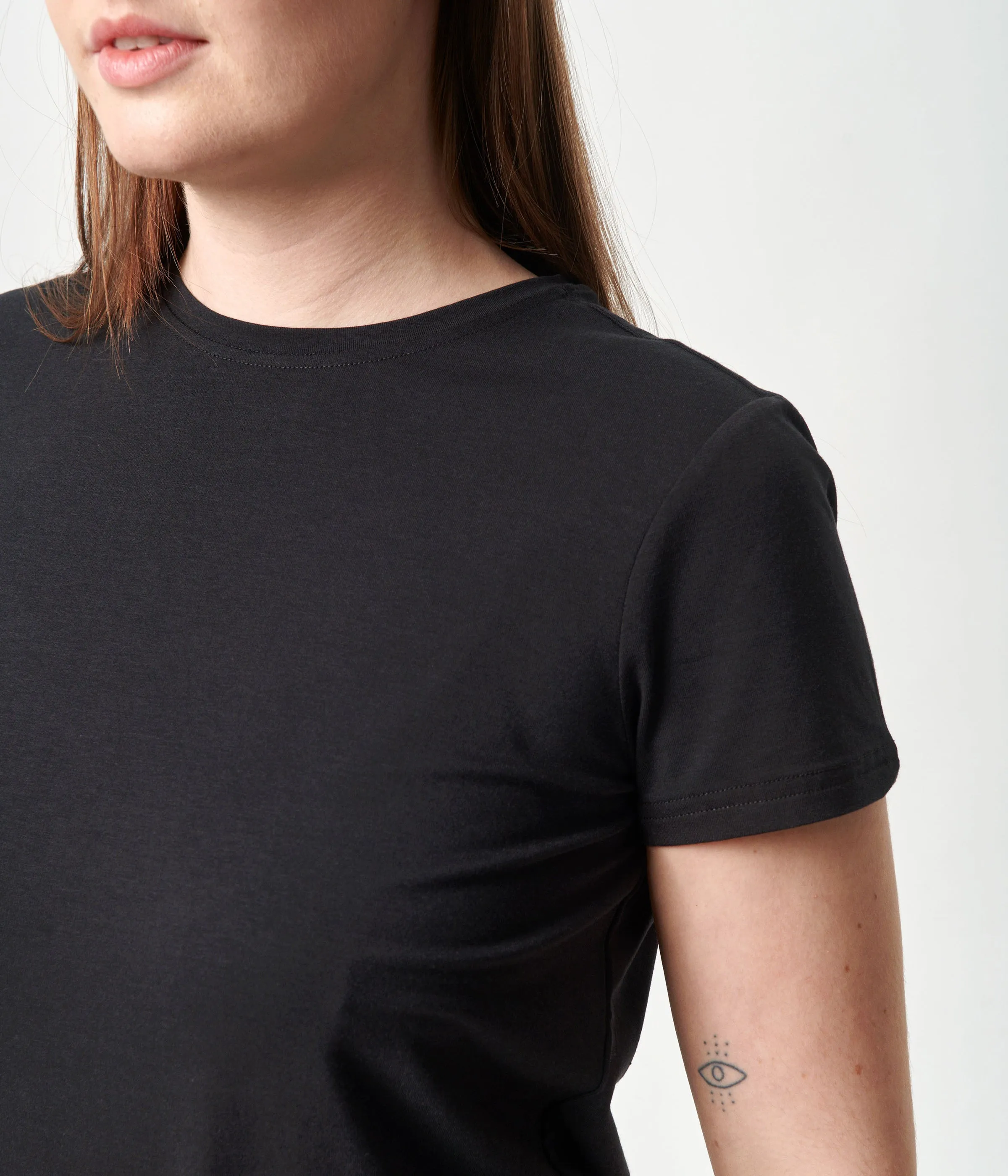 Black short sleeve bamboo T-shirt
