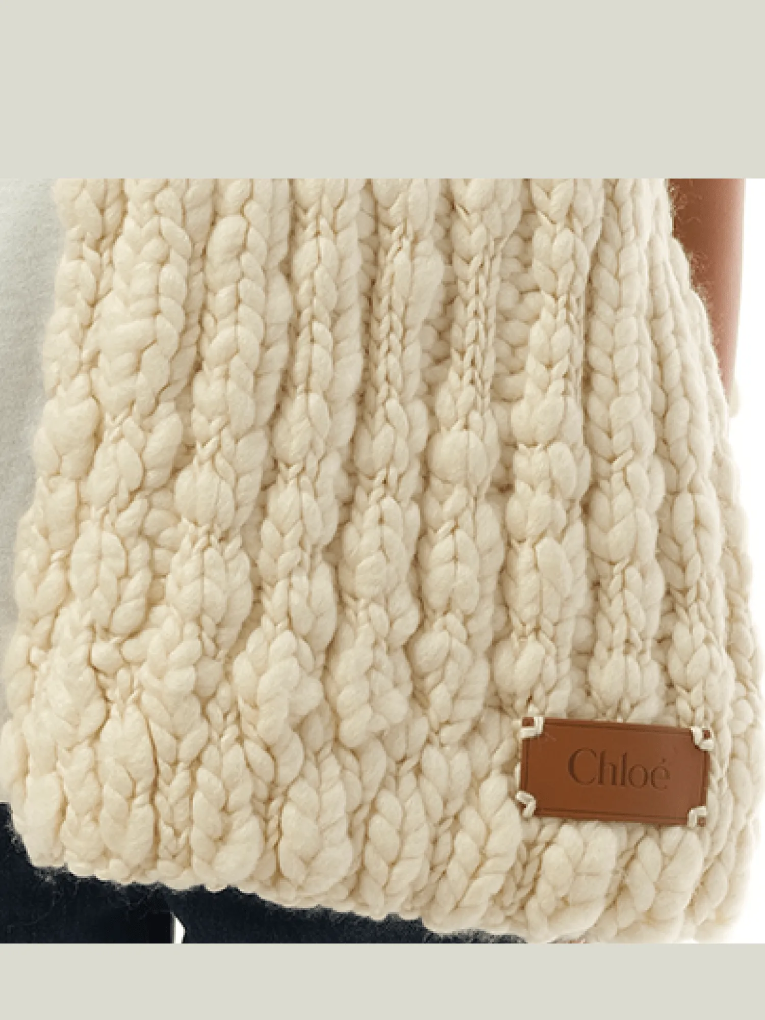 Chunky Knit Scarf in White Powder