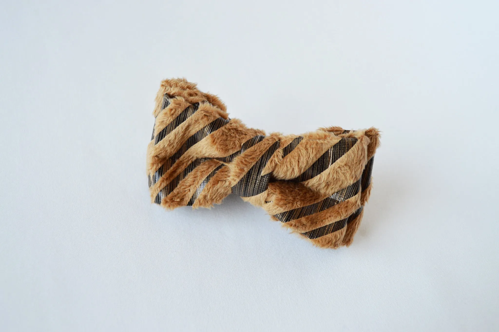 Furry Beige Bow tie