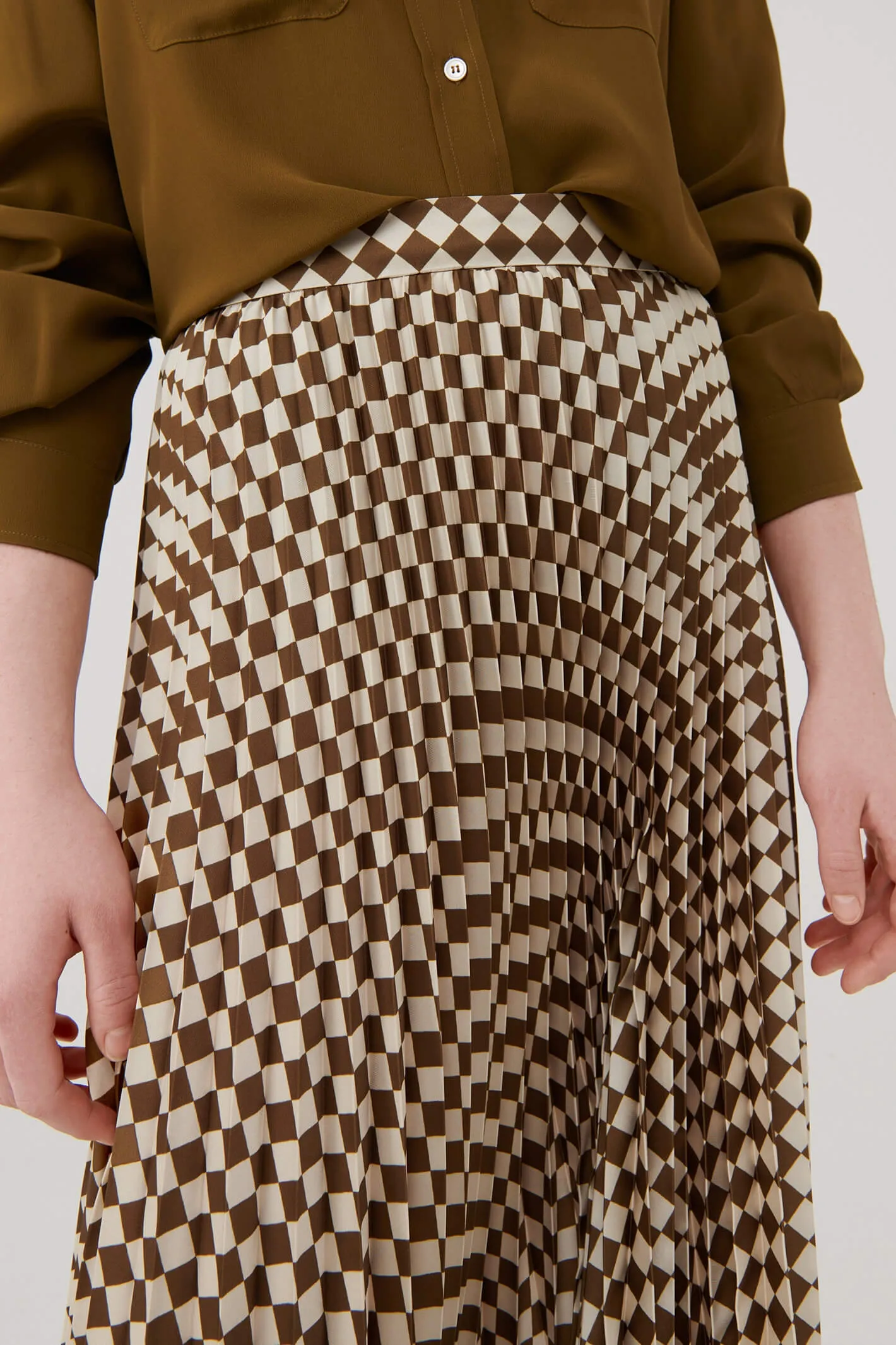Marella Tolone 2331060338200 Olive Green Pleated Print Skirt