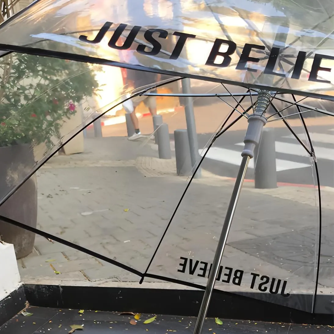 UMBRELLA  JUST BELIEVE